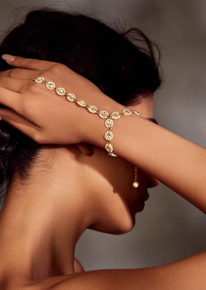 22k Gold Plated Kundan Hathphool In Silver Alloy