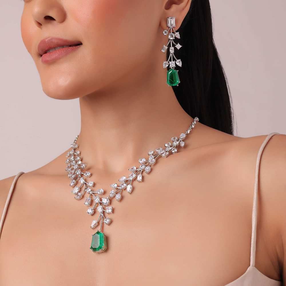 92.5 Sterling Silver Emerald Drop Pendant Necklace Set