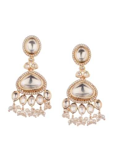 Gold And White Mix Metal Kundan Choker Necklace Set