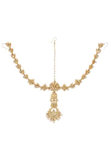 Gold And White Kundan Mathapatti In Mix Metal