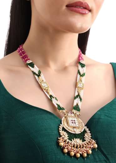 Gold And Green Temple Necklace Set In Mix Metal