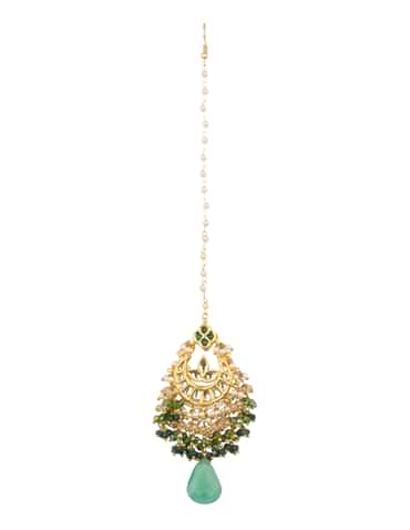 Green And Gold Kundan Maang Tikka In Mix Metal
