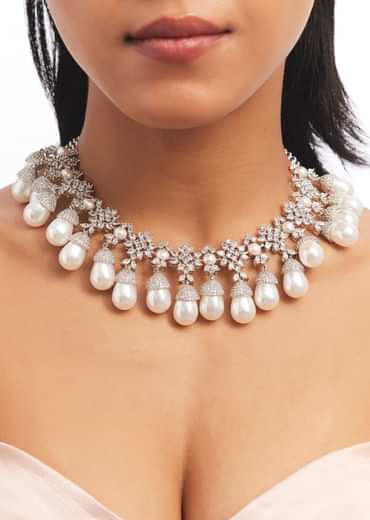 Silver And Pearl Embellished Floral Necklace Set