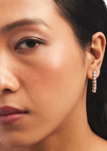 Silver Zircon Stone Short Necklace Set