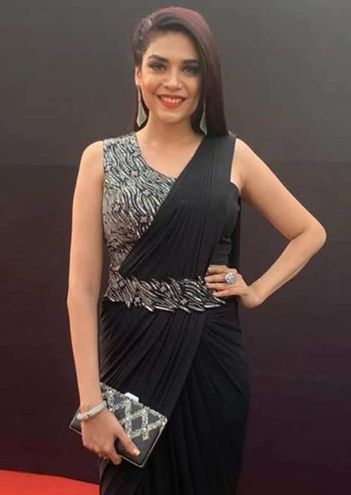 Anjum Fakih in Kalki Raven Black Ready Pleated Saree With Embellished Blouse and Belt