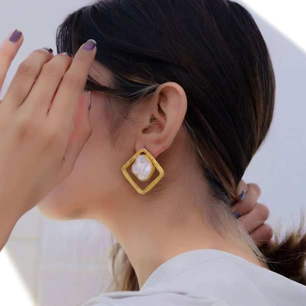 Baroque Gold Square Shaped White Moti Stud Earrings