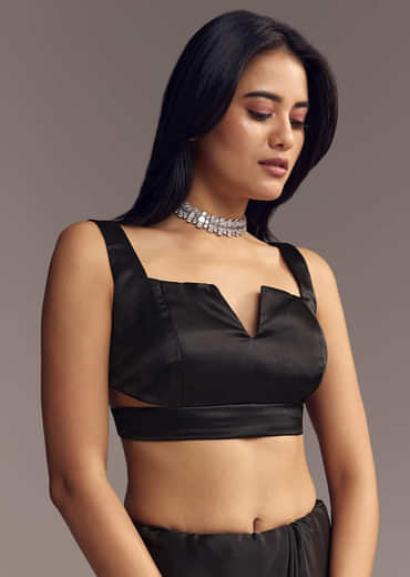 Black Chinon Saree With Thread And Stone Embellishments