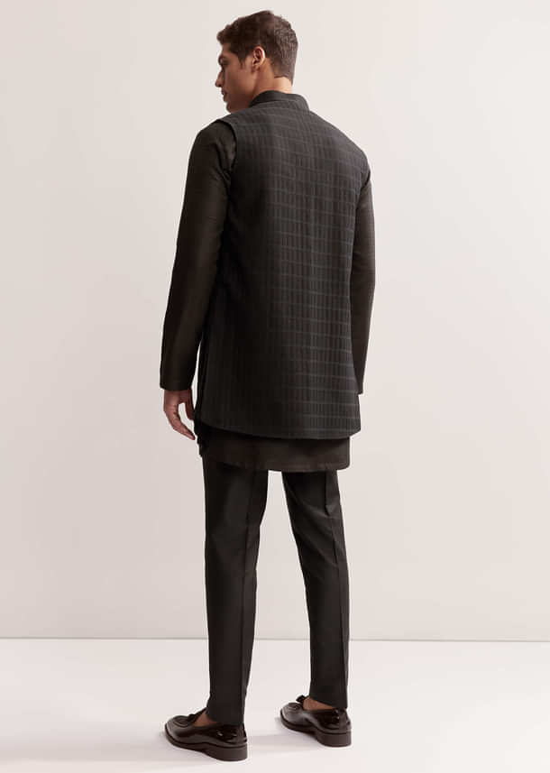 Black Silk Kurta Jacket Set For Men With Cutdana Embroidery Black Silk Kurta Jacket Set For Men With Cutdana Embroidery