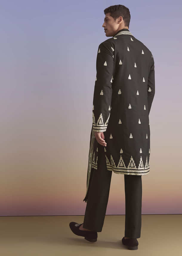 Black Silk Kurta Set For Men With Zari And Sequins Work Black Silk Kurta Set For Men With Zari And Sequins Work