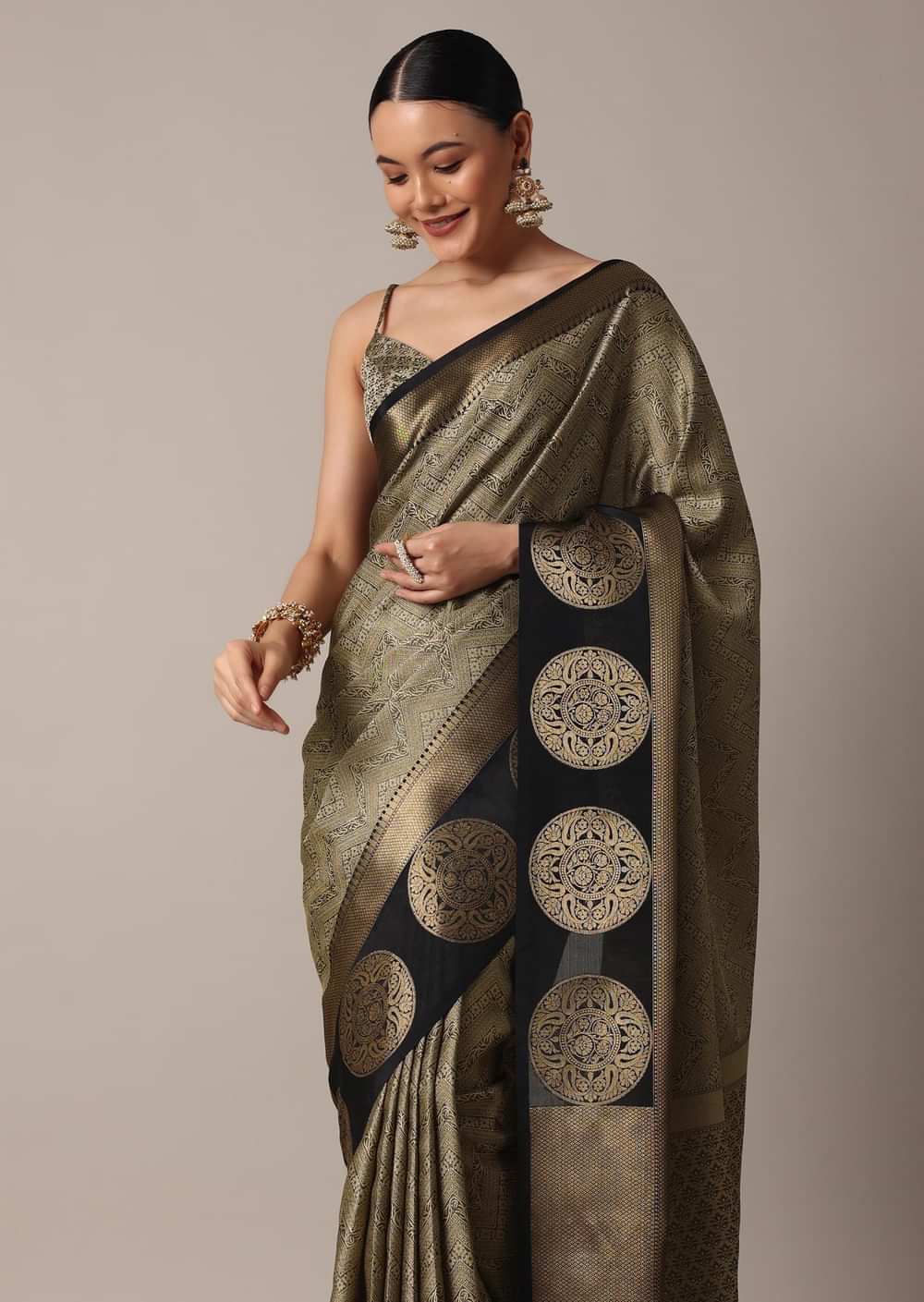 Black Banarasi Tunchui Silk Saree With Gold Motifs And Unstitched Blouse Piece