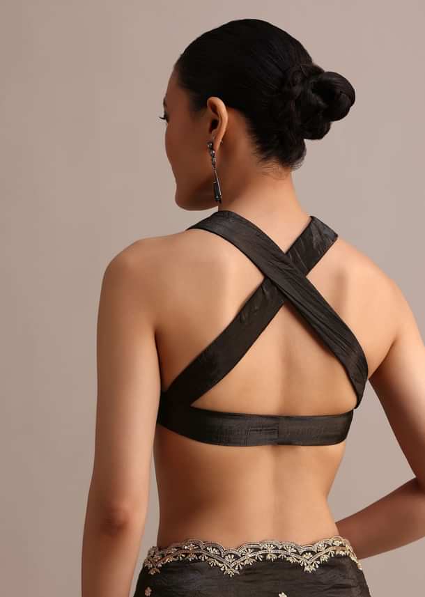 Black Crushed Tissue Saree With Sequin And Cutdana Embroidered Border Black Crushed Tissue Saree With Sequin And Cutdana Embroidered Border