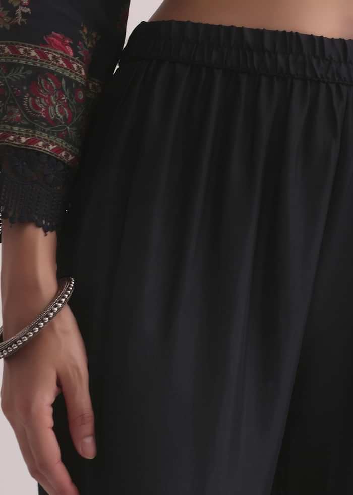 Black Kurti Pant Set With Printed Dupatta