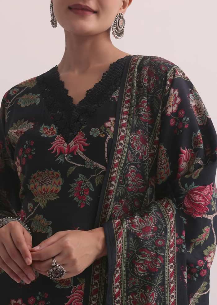 Black Kurti Pant Set With Printed Dupatta