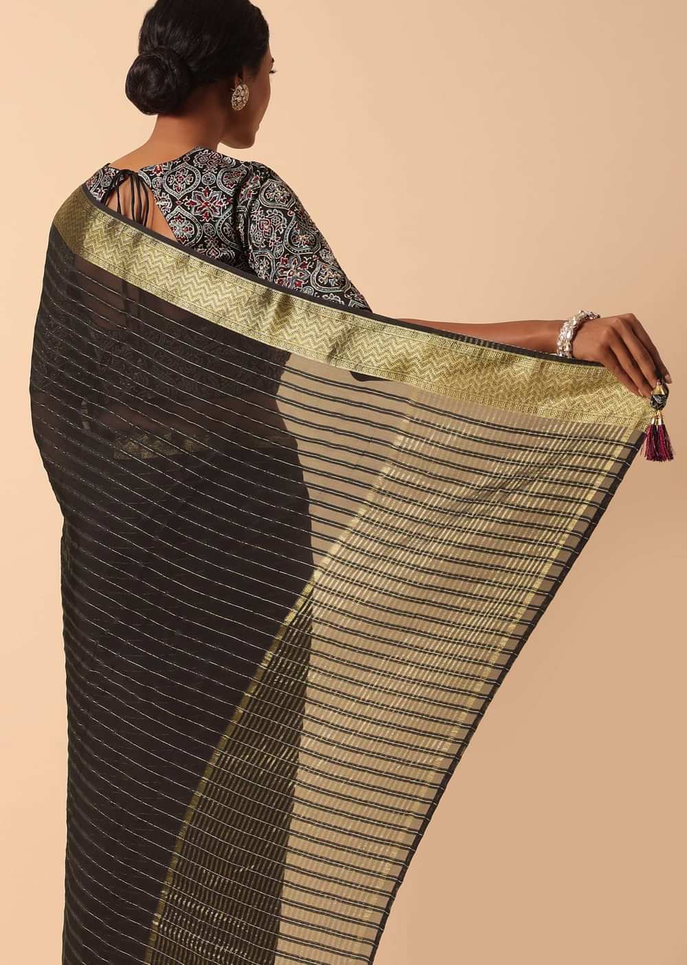 Black Linen Saree With Readymade Stitched Blouse