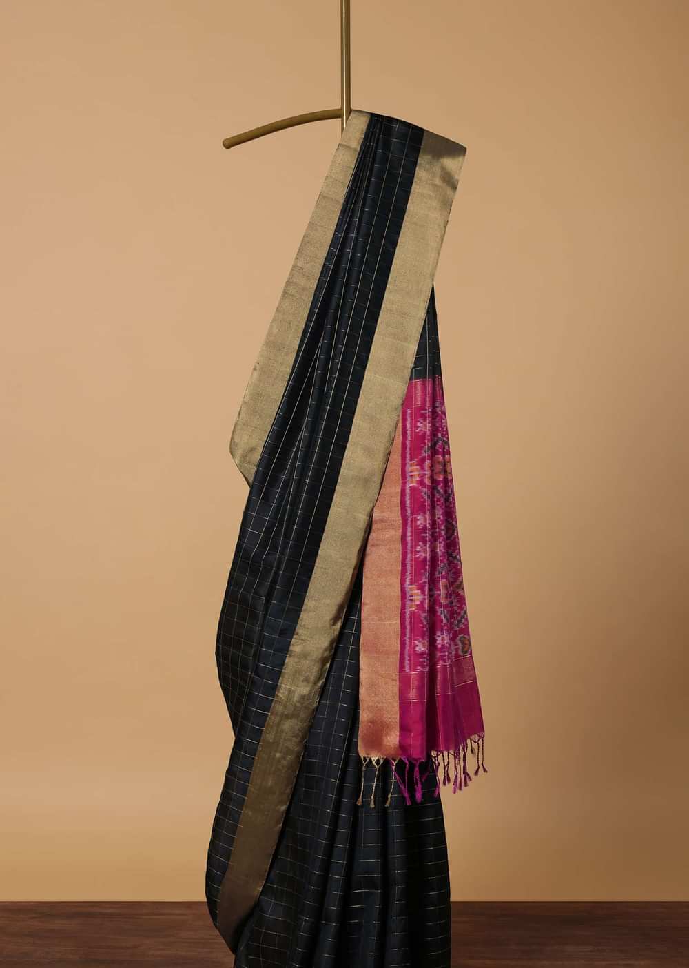 Black South Silk Saree With Patola Ikat Pallu And Unstitched Blouse Piece
