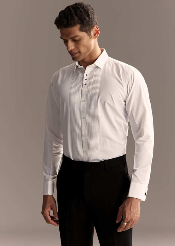 Black Tuxedo For Men With Embellished Embroidery Black Tuxedo For Men With Embellished Embroidery