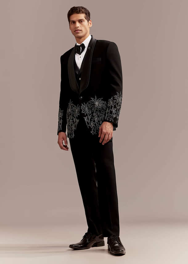 Black Tuxedo For Men With Silver Palm And Tiger Embroidery Black Tuxedo For Men With Silver Palm And Tiger Embroidery