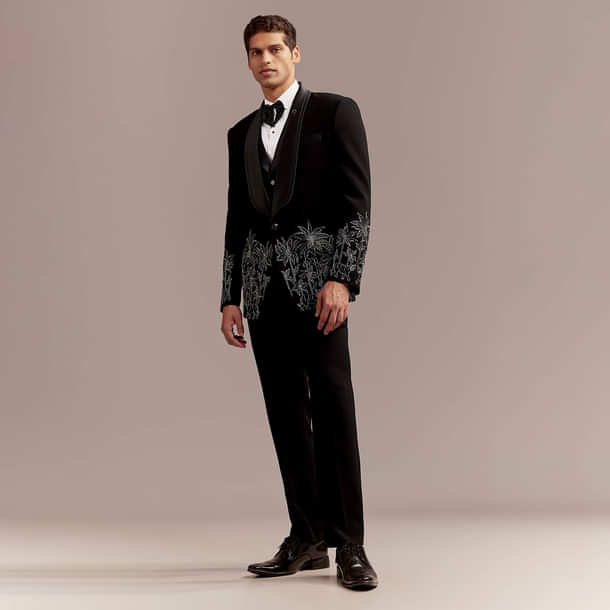 Black Tuxedo For Men With Silver Palm And Tiger Embroidery Black Tuxedo For Men With Silver Palm And Tiger Embroidery