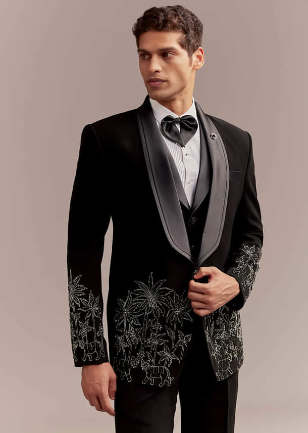 Black Tuxedo For Men With Silver Palm And Tiger Embroidery Black Tuxedo For Men With Silver Palm And Tiger Embroidery