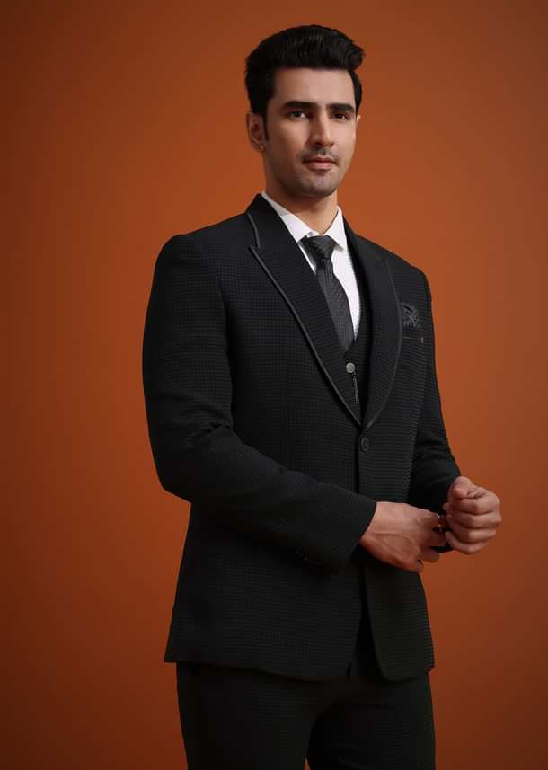 Black Tuxedo Set With Pocket Square Black Tuxedo Set With Pocket Square