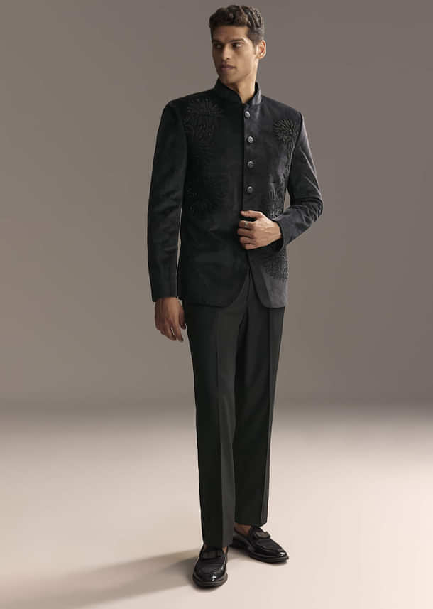 Black Velvet Jodhpuri Suit For Men With Beads And Sequins Work Black Velvet Jodhpuri Suit For Men With Beads And Sequins Work