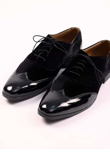 Black Velvet Jutti