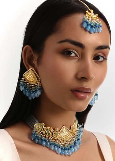 Blue And Gold Kundan Necklace Set With Maangtikka