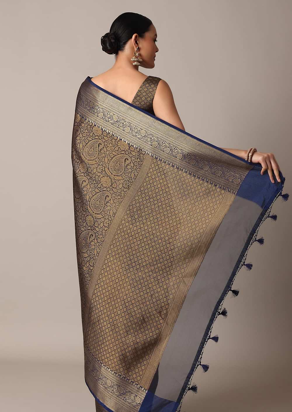 Blue Banarasi Tunchui Silk Saree With Gold Work And Unstitched Blouse Piece