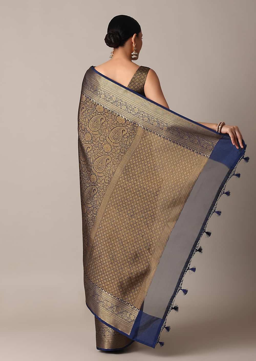 Blue Banarasi Tunchui Silk Saree With Gold Work And Unstitched Blouse Piece