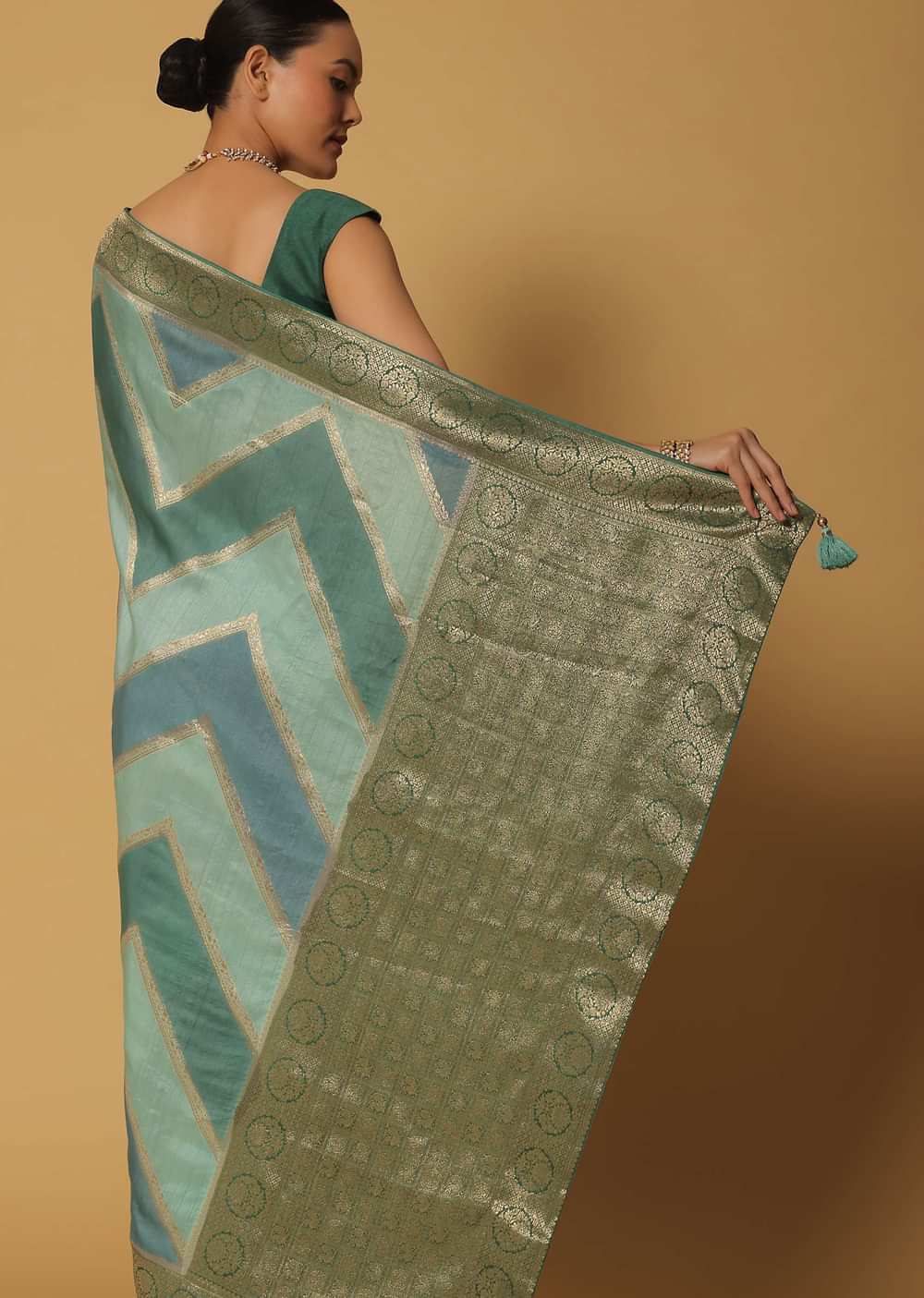Blue Dola Silk Saree With Diagonal Woven Stripes And Unstitched Blouse Fabric