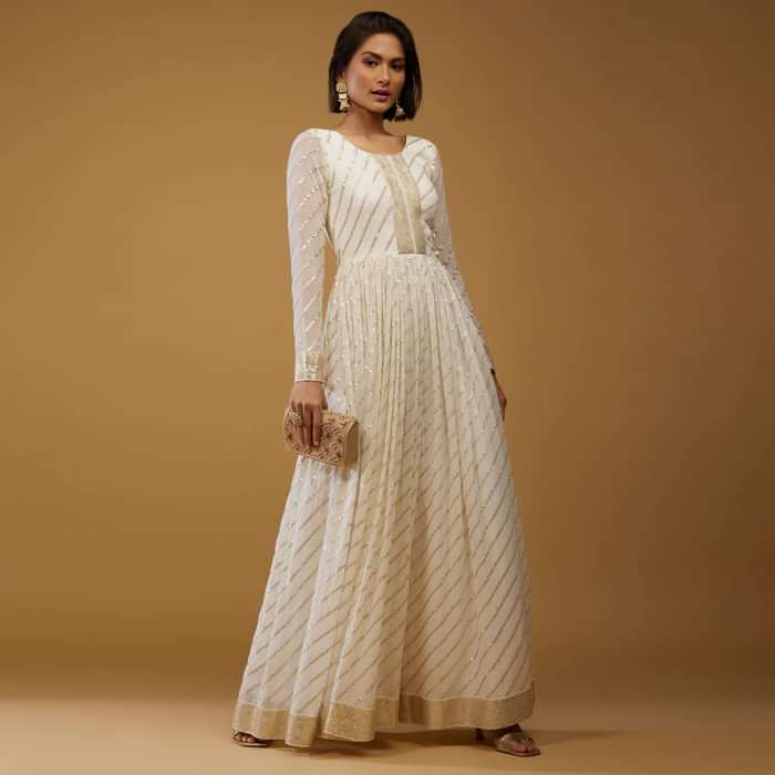 Daisy White Jumpsuit In Georgette With Embroidery