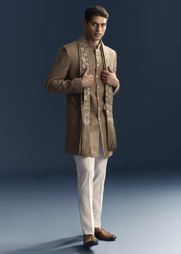 Brown Jacquard Indo Western Set For Men With Embroidered Stole