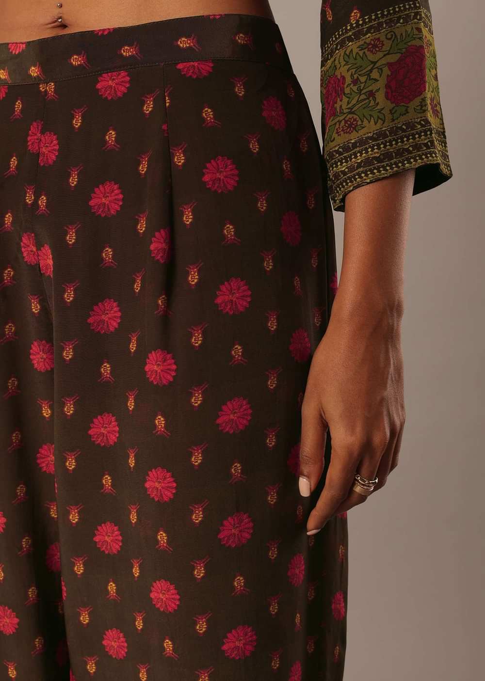 Brown Short Kurti Set With Printed Detail