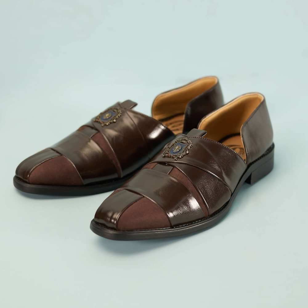 Coffee Brown Strappy Leather Footwear For Men With Brooch