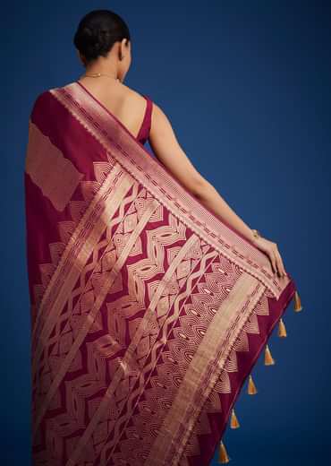 Burgundy Pink Dola Silk Saree With All Over Zari Work