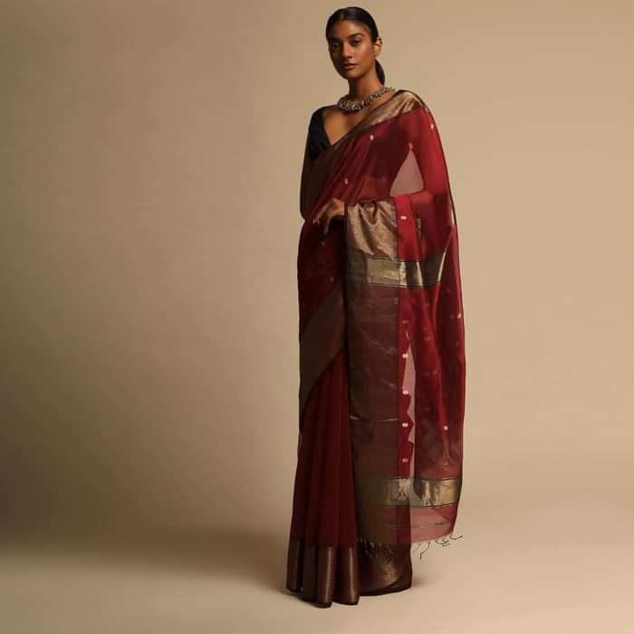 Cherry Red Saree Cotton Silk With Woven Buttis And Black Border Along With Unstitched Blouse