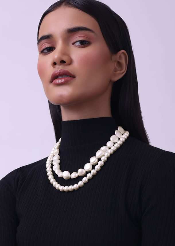 Cream White Long Mala Embellished With Uncut Pearls Cream White Long Mala Embellished With Uncut Pearls