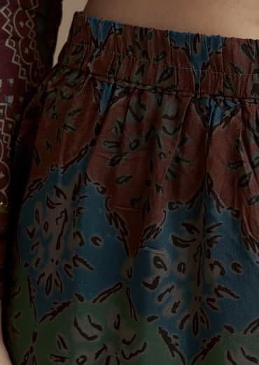 Dark Green Indie Print Muslin Kurta Set with Thread Work