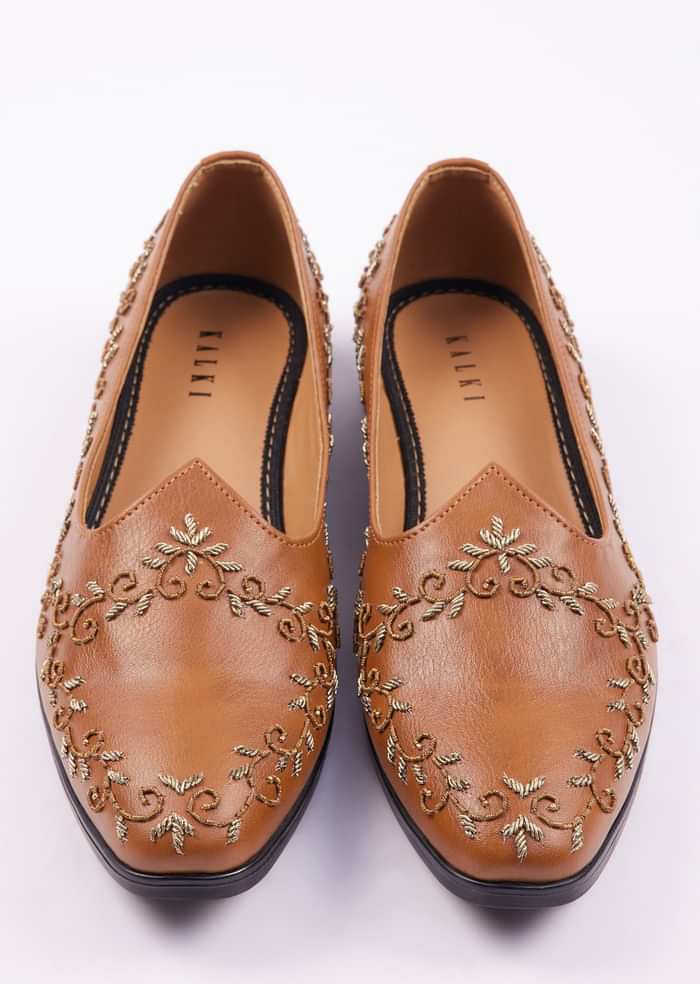 Brown Zardosi Work Juttis For Men