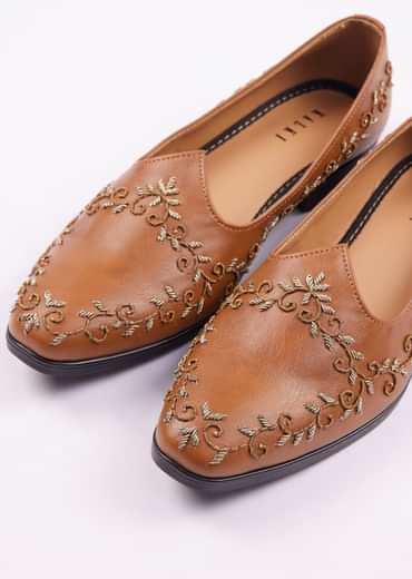 Brown Zardosi Work Juttis For Men
