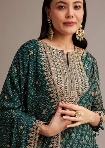 Dark Green Bandhani Kurta Set With Shell Tassel Detailing