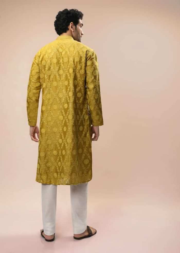 Dark Mustard Kurta Set In Silk With Lucknowi Thread Embroidered Floral Jaal