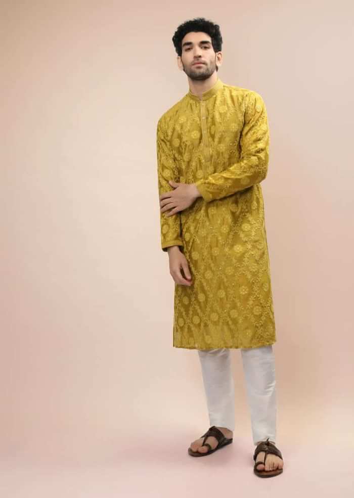 Dark Mustard Kurta Set In Silk With Lucknowi Thread Embroidered Floral Jaal