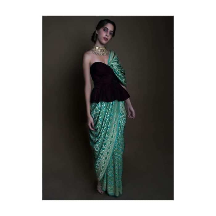 Paris green bandhani printed saree with weaved jaal work  only on kalki