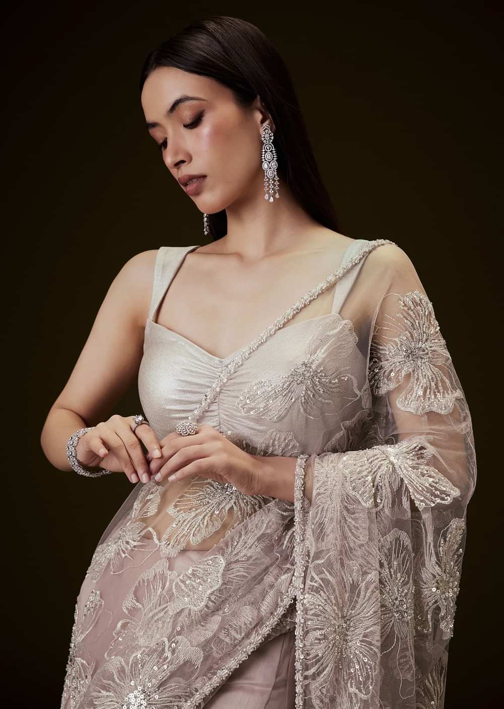 Dusty Pink Silver Blouse With Open Saree And Lace Detailing
