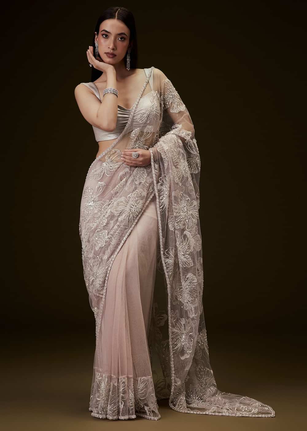 Dusty Pink Silver Blouse With Open Saree And Lace Detailing