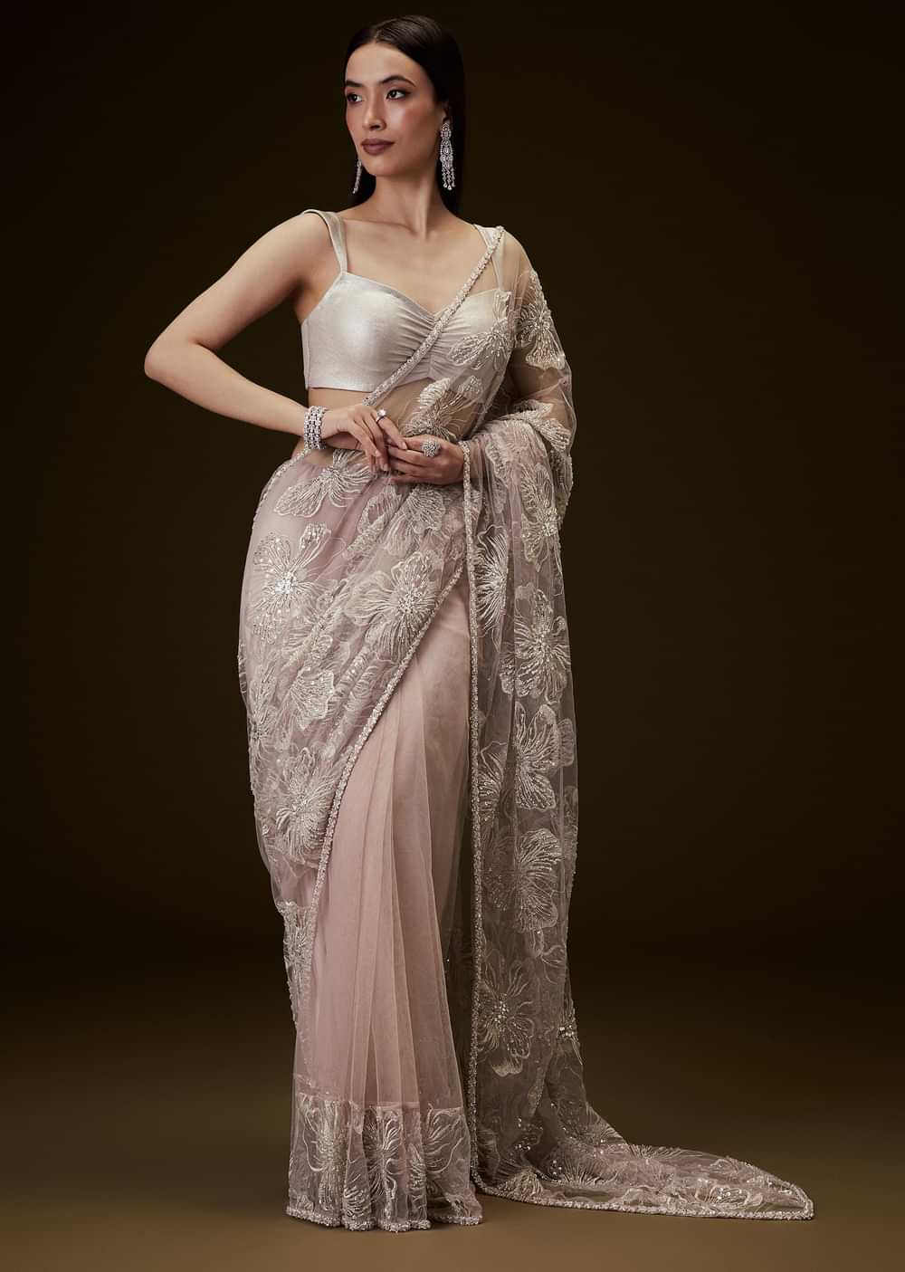 Dusty Pink Silver Blouse With Open Saree And Lace Detailing