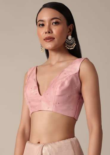 Elegant Peach Saree With Scalloped Border