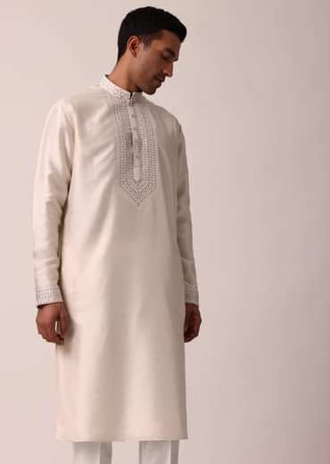 Elegant Peach Silk Kurta Set With Exquisite Cut Work