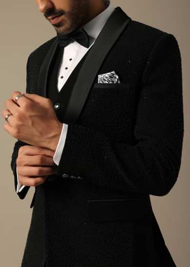 Elegant Tuxedo For Grooms